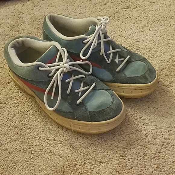 Vintage ladies Airwalks, suede two-tone blue & red